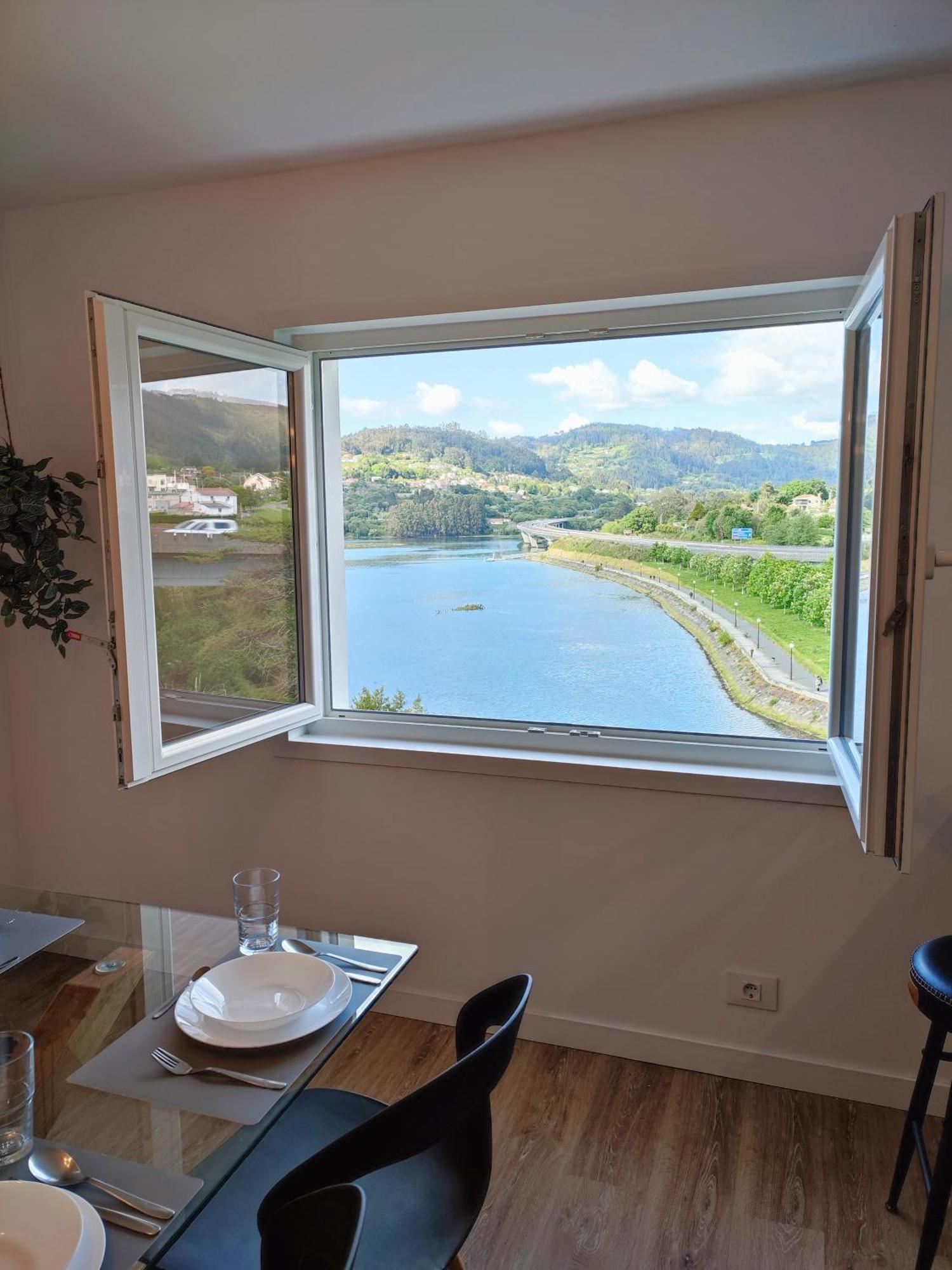 O Paseo, 5 Estrellas. Pontedeume Esterno foto